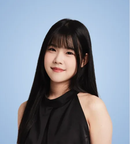 Emily, Marketing