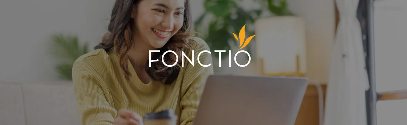 Fonctio Healing's founder and its name over a wide banner